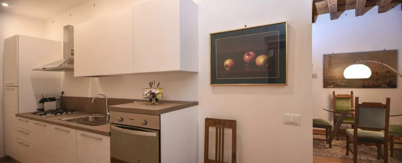 Leone Marciano Venice Apartment Independent And Private Entrance Italy